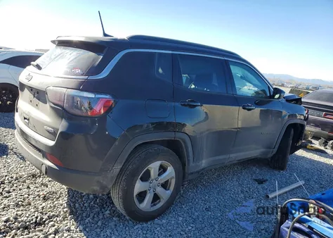 2021 Jeep Compass Latitude z USA, uszkodzony, nr VIN 3C4NJDBB3MT530125